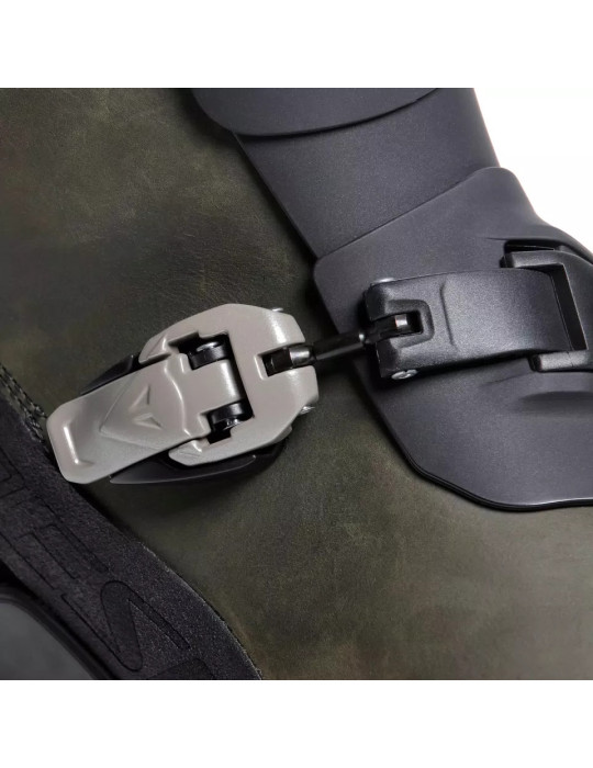 Boots Dainese Seeker Goretex black military green